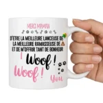 Tasse personnalisée Merci Maman avec message humoristique chien woof et empreintes de pattes